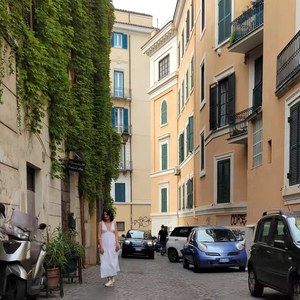 Meet your Posher, Aliya